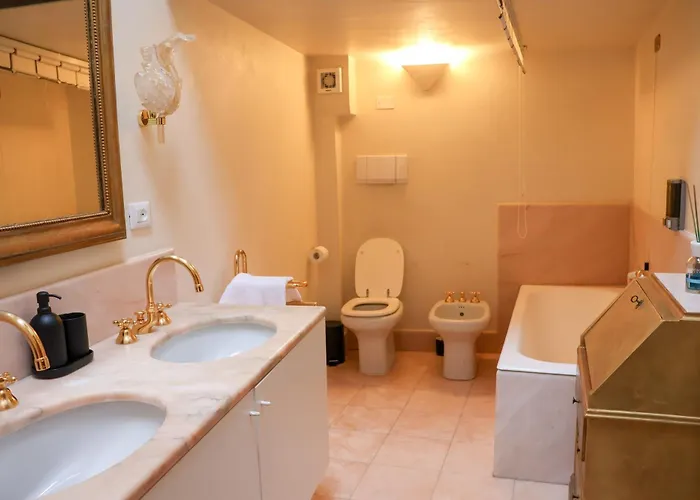 Quadruple Room Private External Bathroom